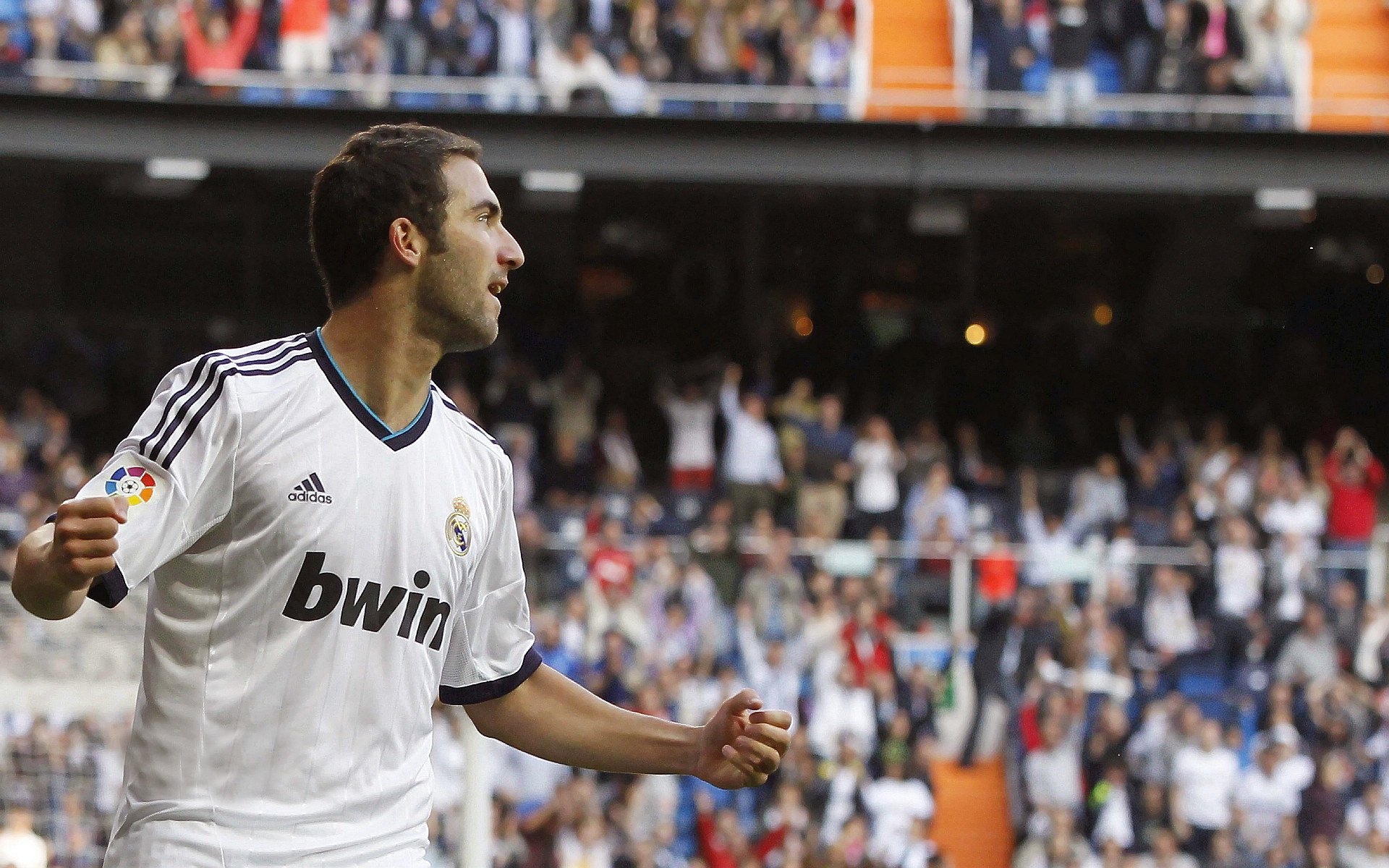 掘金小前锋分享训练日志展示职业态度，掘金队伍